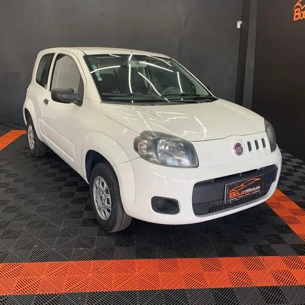 Fiat Uno Vivace 1.0 8V (Flex) 2p