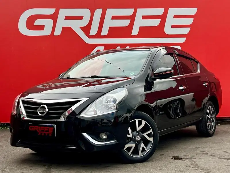 Nissan Versa 1.6 16V Unique (Flex)