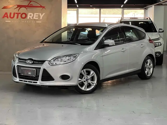 Carro Ford Focus Hatch 2015 S 1.6 16V TiVCT PowerShift