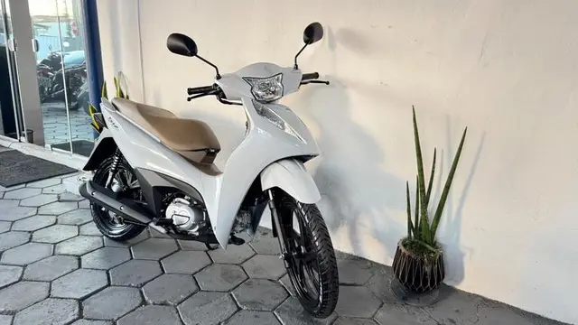 Carro Honda Biz 125 2025 EX