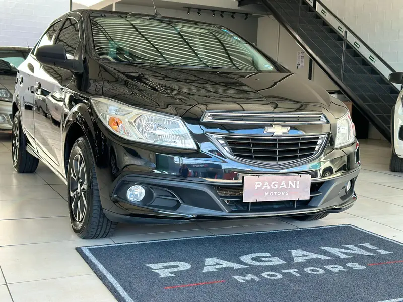 Chevrolet Onix 1.0 LT SPE/4