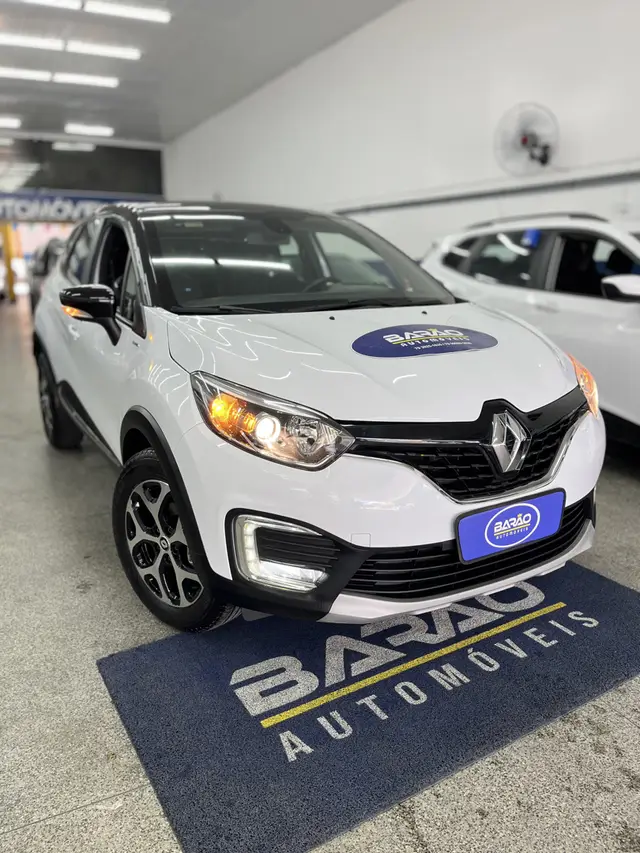 Carro Renault Captur 2021 BOSE 1.6 16v SCe CVT (Flex)