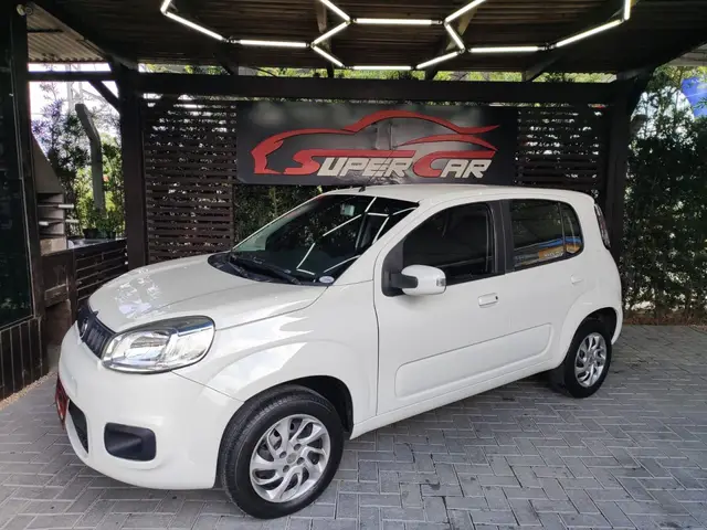 Carro Fiat Uno 2016 Attractive 1.0 (Flex) 4p