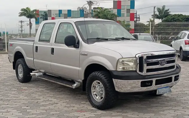 Carro Ford F-250 2010 XLT 4x4 3.9 (Cab Dupla)