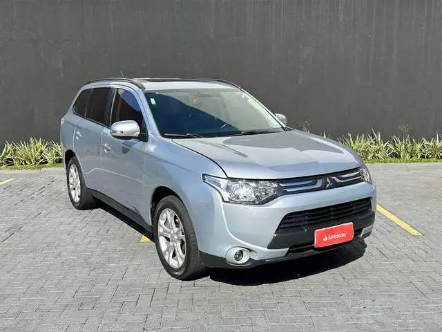 Carro Mitsubishi Outlander 2015 2.0 16V CVT
