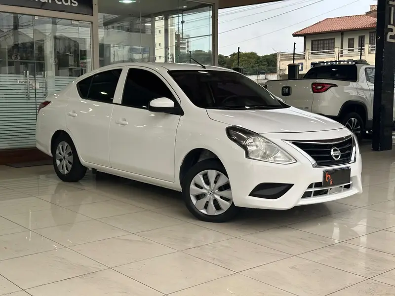 Nissan Versa 1.0 12V (Flex)