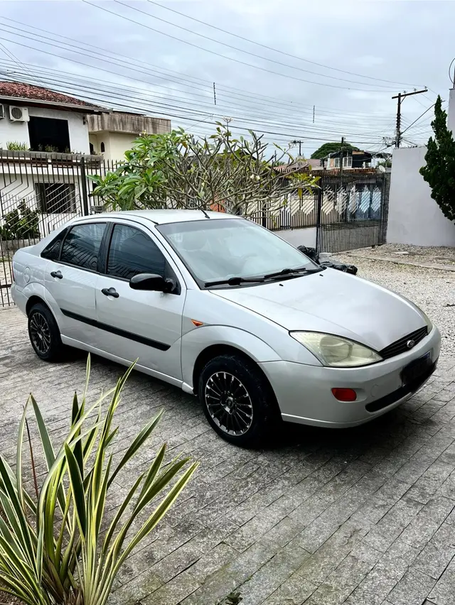 Carro Ford Focus Sedan 2002 GLX 2.0 16V