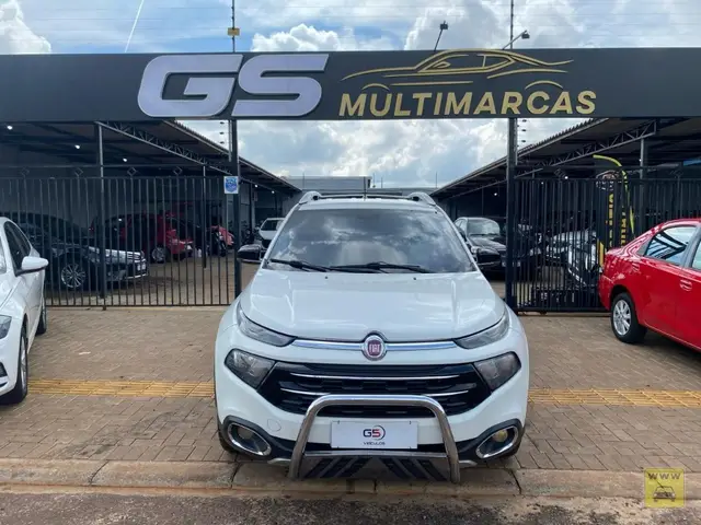 Carro Fiat Toro 2017 Freedom 2.0 diesel MT6 4x4
