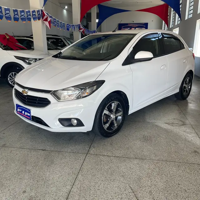 Carro Chevrolet Onix 2019 1.4 LTZ SPE/4 (Aut)
