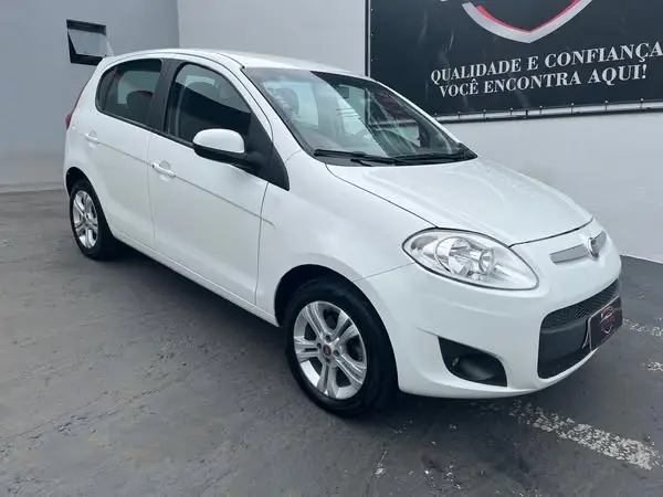 Carro Fiat Palio 2014 Attractive 1.4 8V (Flex)