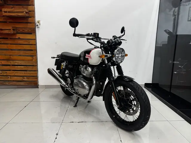 Carro Royal Enfield Interceptor 2024 650 (ABS)