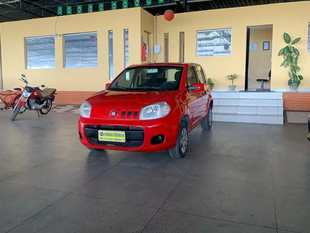 Carro Fiat Uno 2012 Vivace 1.0 8V (Flex) 4p