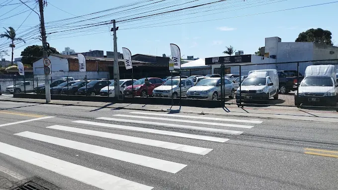 Fachada da loja Veículos à venda em BW AUTOMOVEIS - Florianópolis - SC | Mobiauto