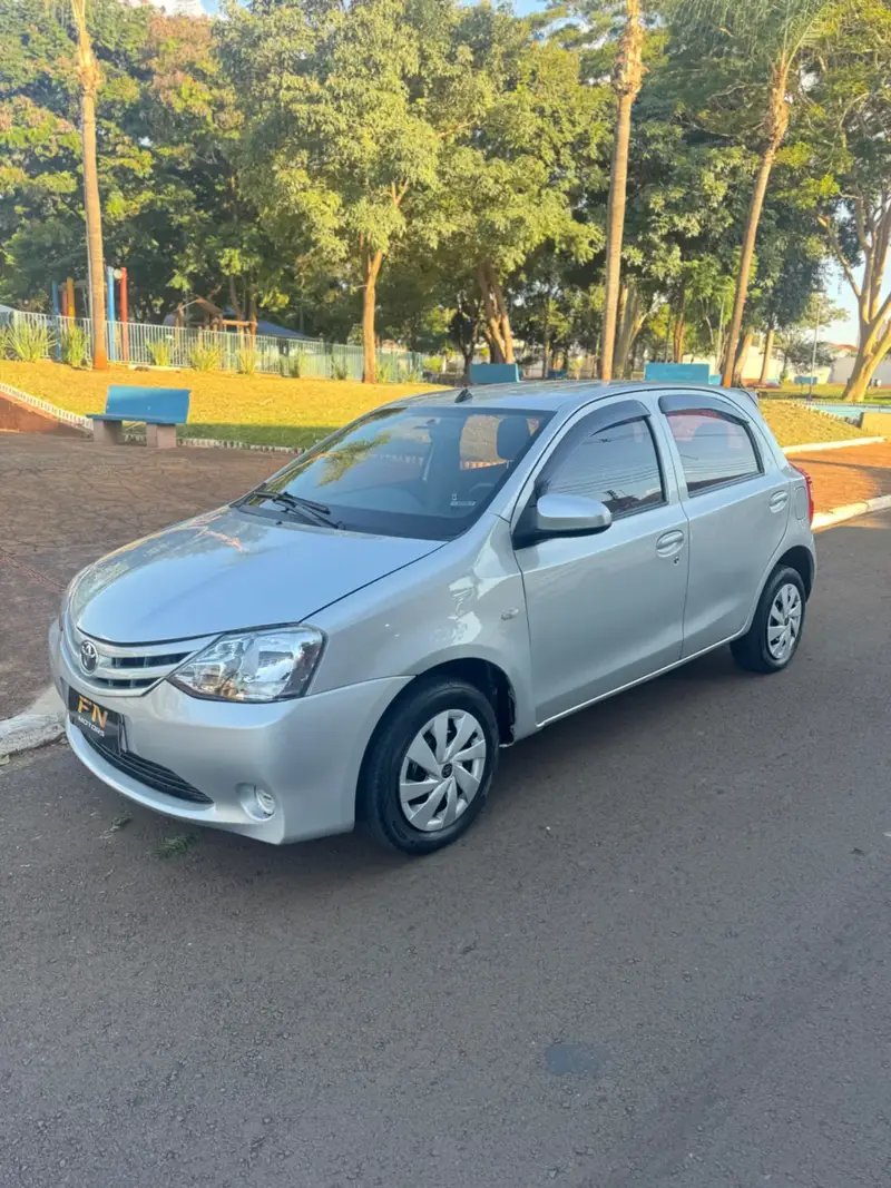 Toyota Etios X 1.3 (Flex)