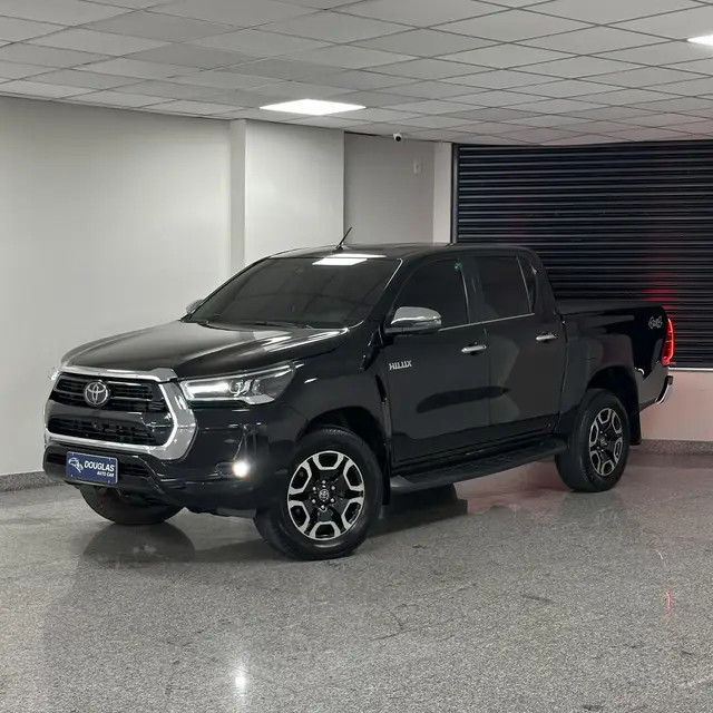 Carro Toyota Hilux Cabine Dupla 2022 SRX 2.8 TDI CD 4x4 (Aut)