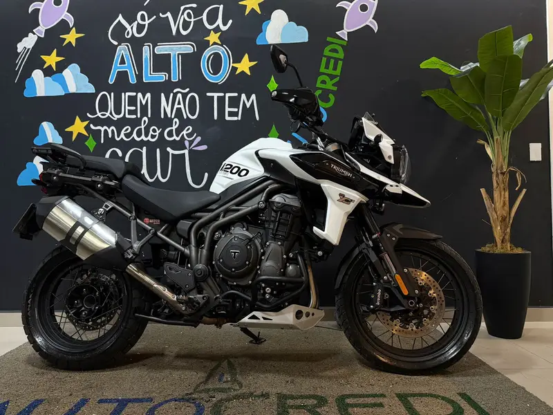 Triumph Tiger 1200 XCX