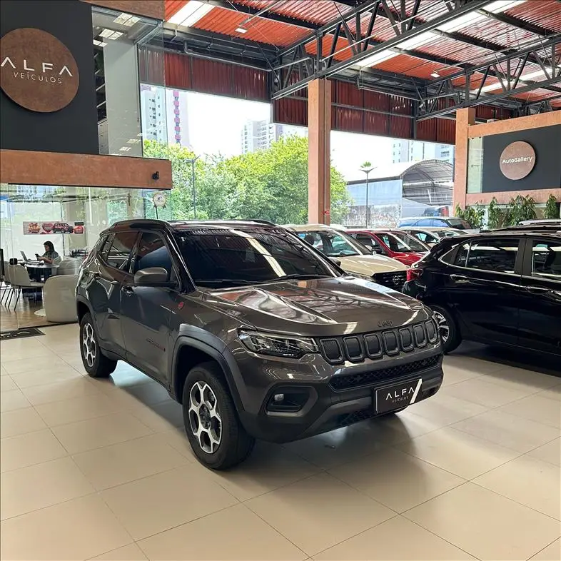 Jeep Compass Trailhawk 2.0 TD350 4x4 (Aut)