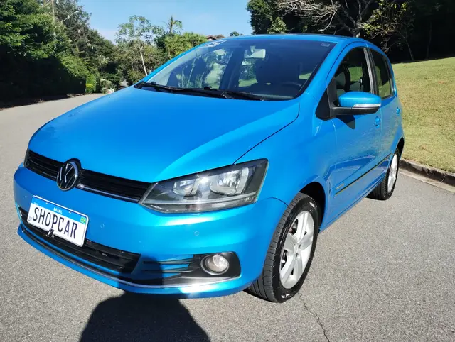 Carro Volkswagen Fox 2015 Highline 1.6 16v MSI (Flex)