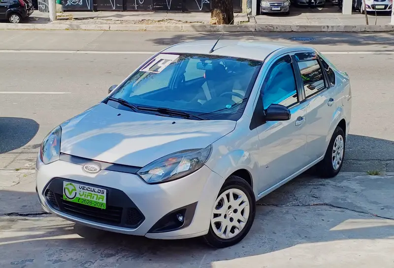 Ford Fiesta Sedan S 1.0 8V Flex 4p