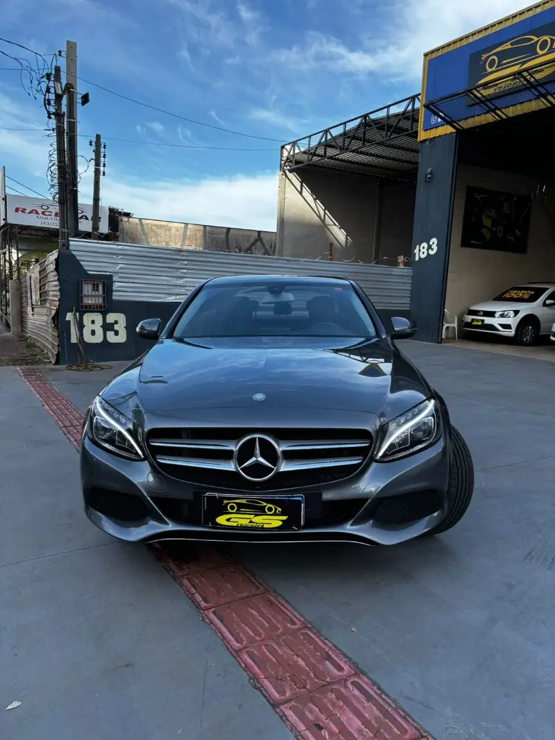 Mercedes-Benz 1.6 CGI Gasolina (Aut)