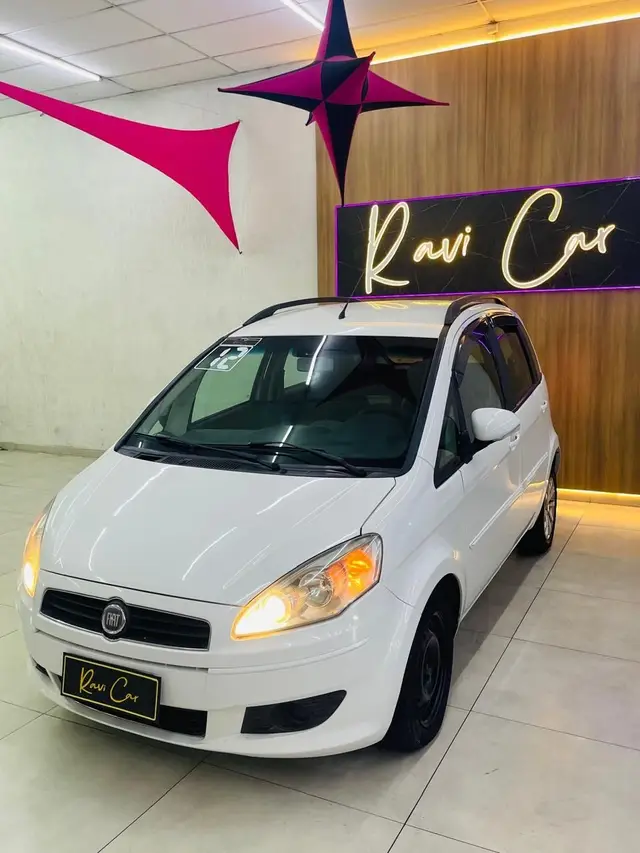 Carro Fiat Idea 2012 Essence 1.6 16V E.TorQ (Flex)