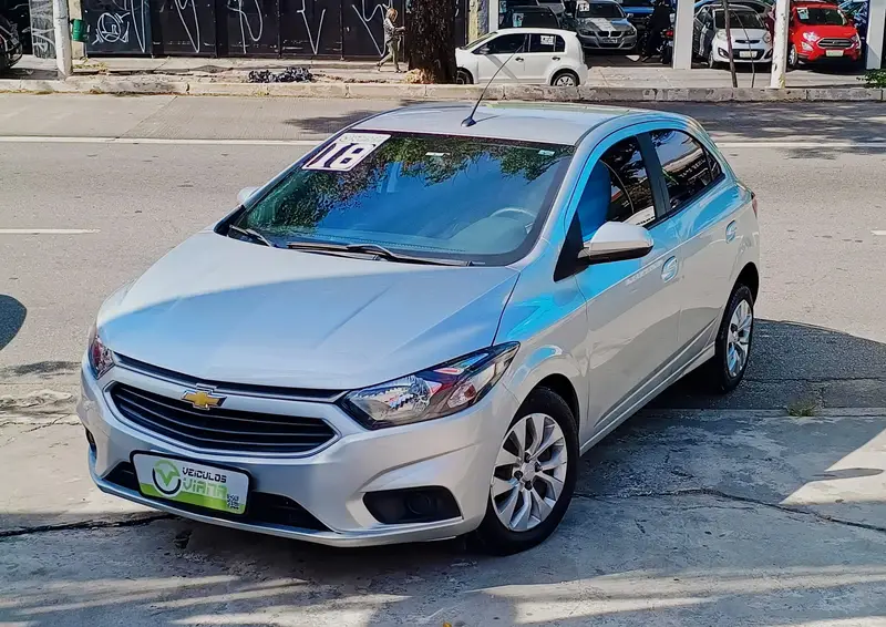 Chevrolet Onix 1.4 LT SPE/4 (Aut)
