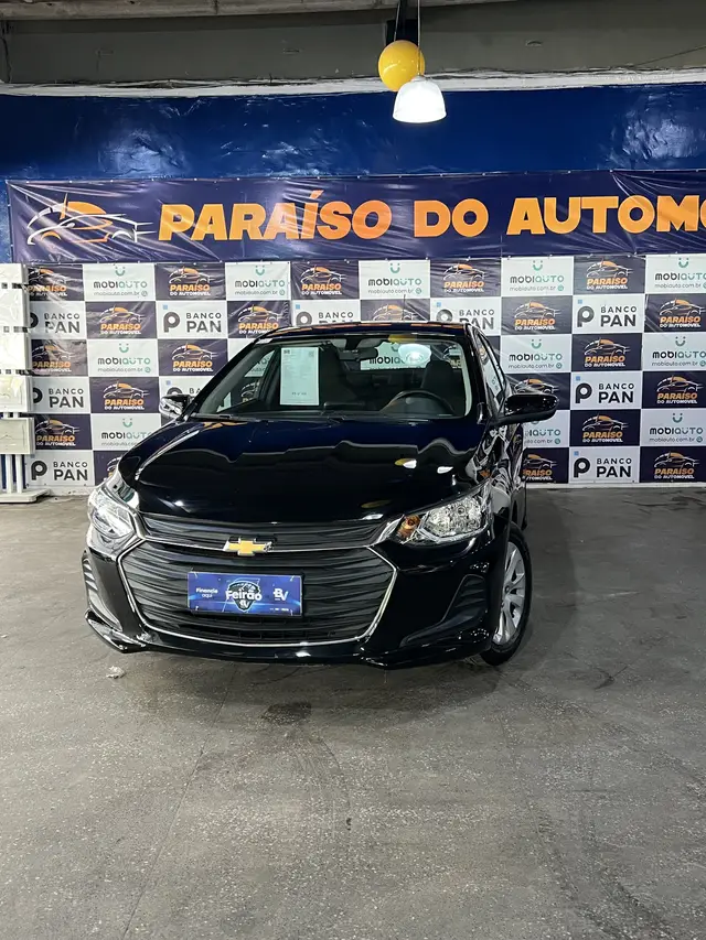 Carro Chevrolet Onix Plus 2023 LT 1.0