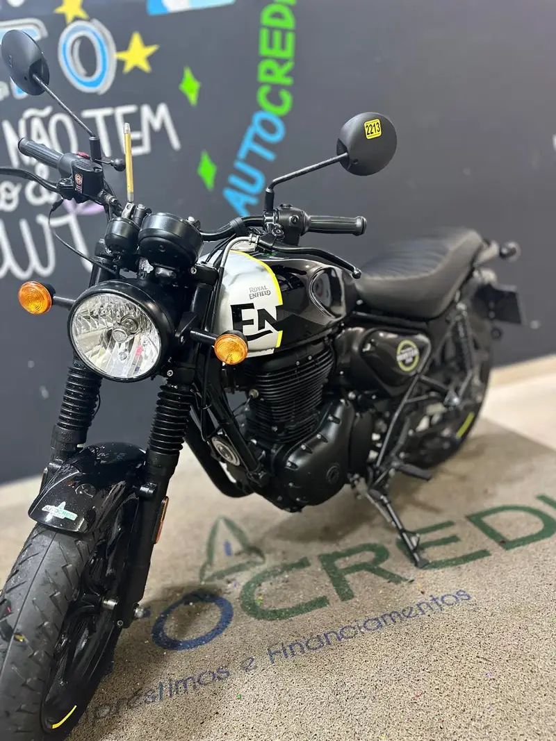 Royal Enfield Dapper