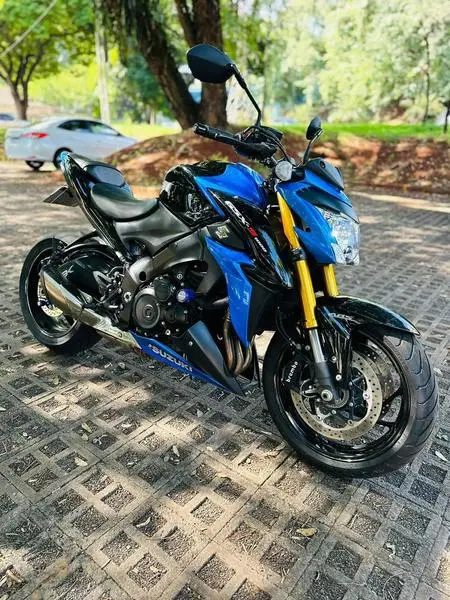 Suzuki GSX S 1000 1000