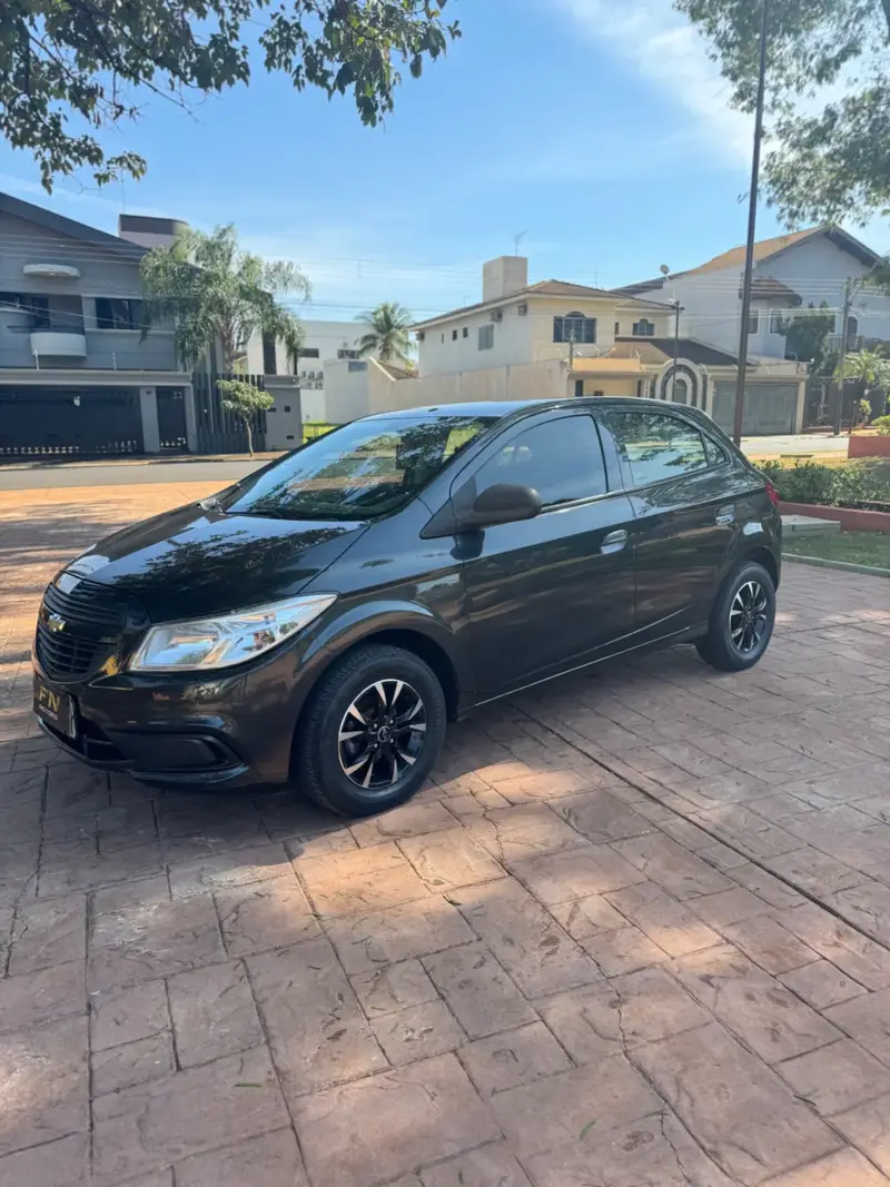 Chevrolet Onix 1.0 LS SPE/4