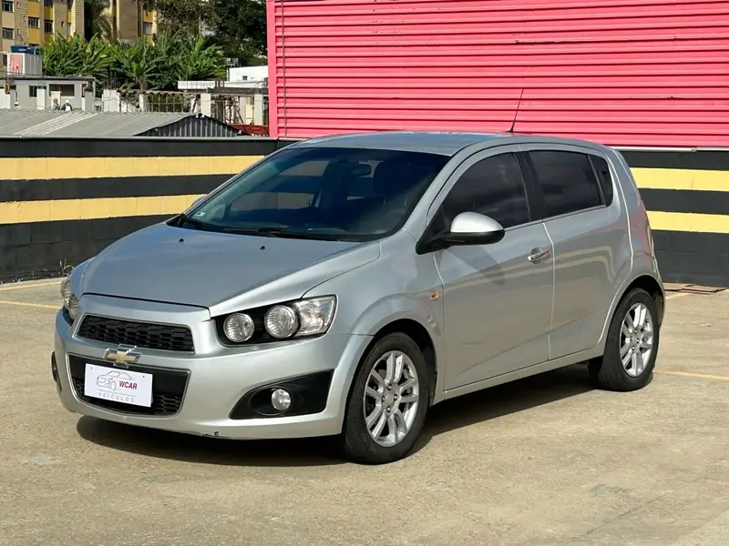 Chevrolet Sonic Sedan LTZ (Aut)