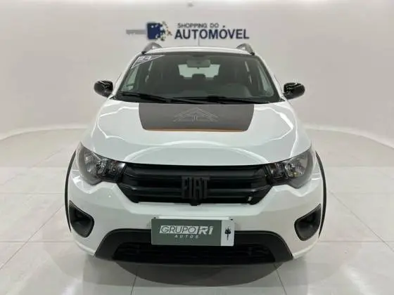Carro Fiat Mobi 2024 Trekking 1.0