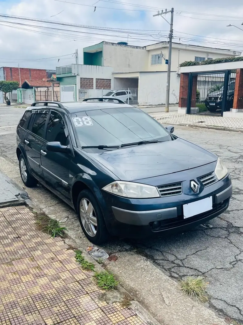 Renault Megane Sedan Mégane Sedan Dynamique 1.6 16V (flex)