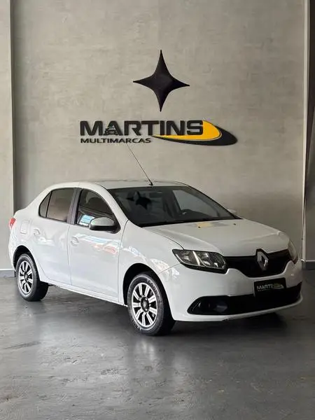 Renault Logan Expression 1.6 8V (flex)