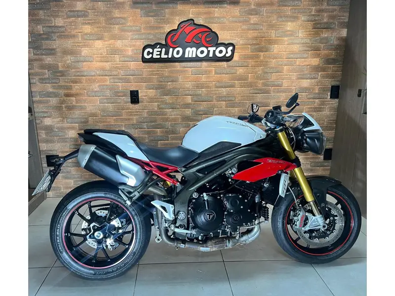 Triumph Speed Triple 1050R