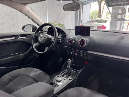 A3 1.4 TFSI S Tronic