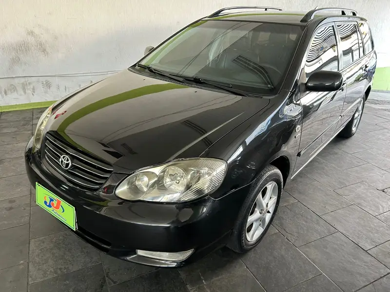 Toyota Corolla Fielder 1.8 16V (aut)