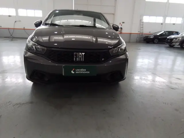 Carro Fiat Argo 2025 Drive 1.0