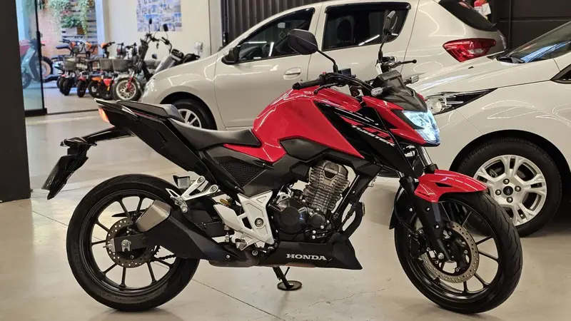 Honda CB 300F Twister (ABS)