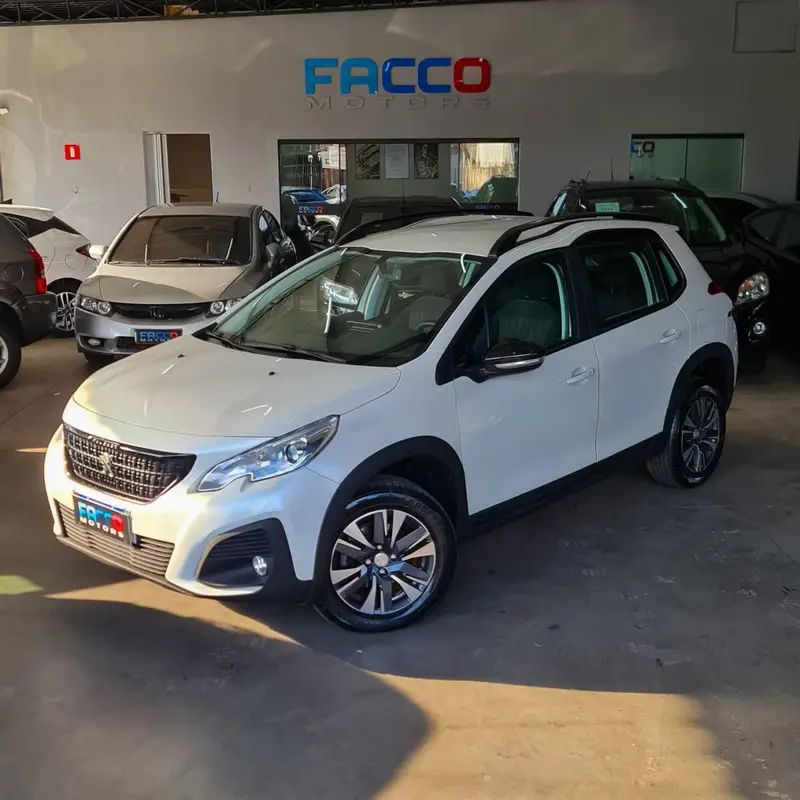Peugeot 2008 1.6 Allure Pack (Aut)