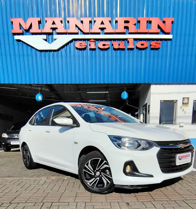Carro Chevrolet Onix Plus 2024 LT 1.0