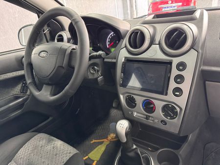 Fiesta Hatch SE 1.0 RoCam (Flex)