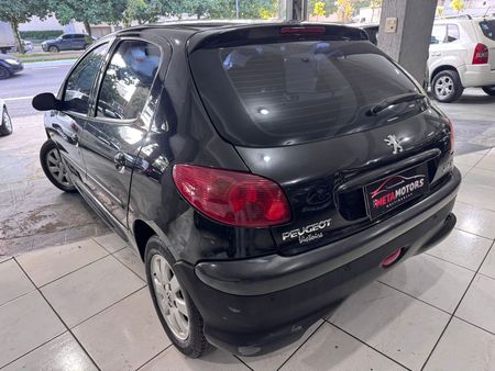 206 Hatch. Presence 1.4 8V (flex)