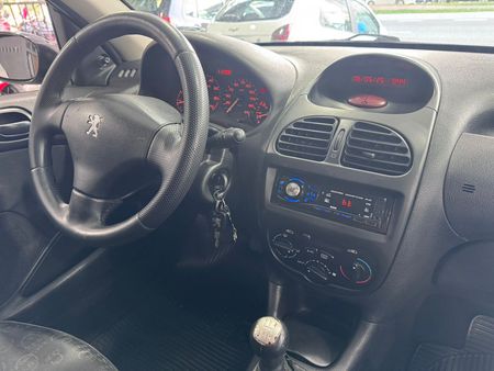 206 Hatch. Presence 1.4 8V (flex)
