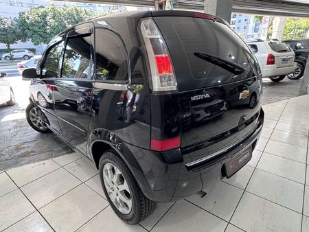 Meriva Premium 1.8 (Flex) (easytronic)