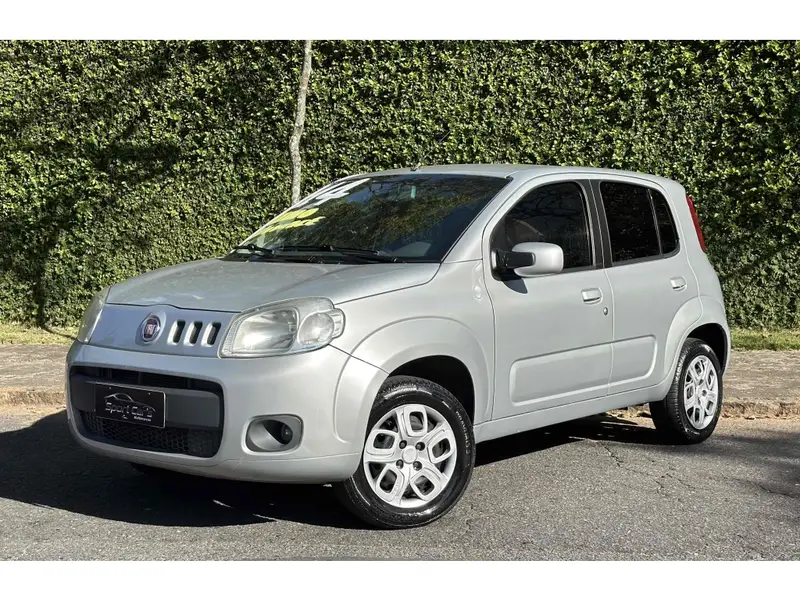 Fiat Uno Vivace 1.0 8V (Flex) 4p