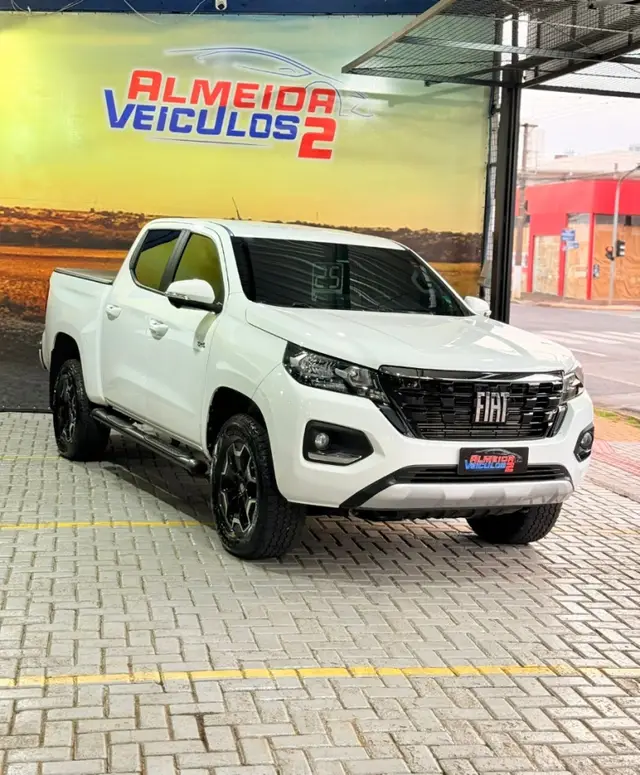 Carro Fiat Titano 2025 Volcano 2.2 Turbodiesel (Aut.)