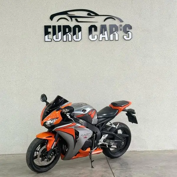 Carro Honda CBR 1000RR 2010 Fireblade (ABS)