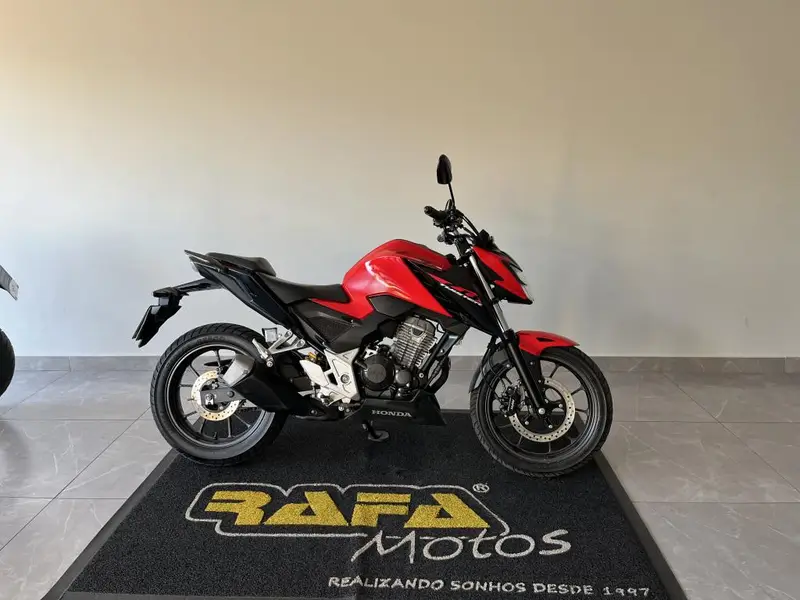 Honda CB 300F Twister (CBS)