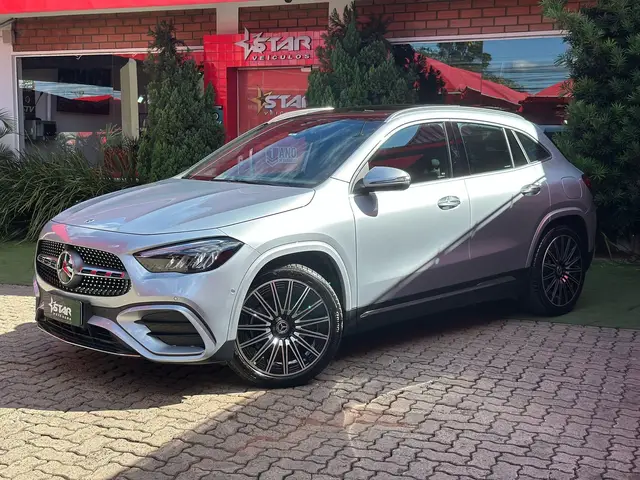 Carro Mercedes-Benz GLA 200 2025 AMG Line 1.3 Turbo (Aut)